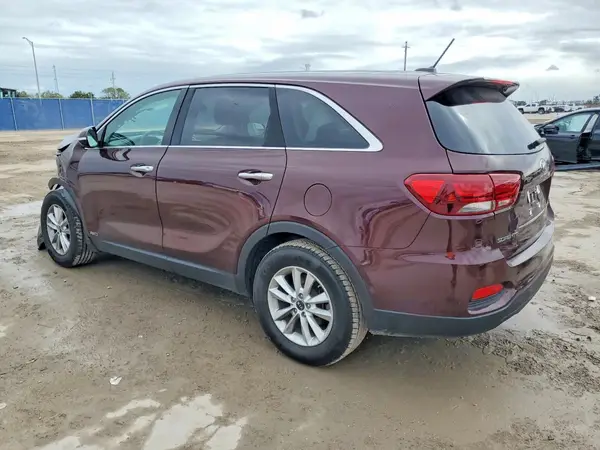 5XYPGDA36LG687252 2020 KIA SORENTO - Image 2