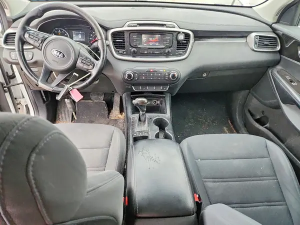 5XYPGDA37GG009664 2016 KIA SORENTO - Image 8