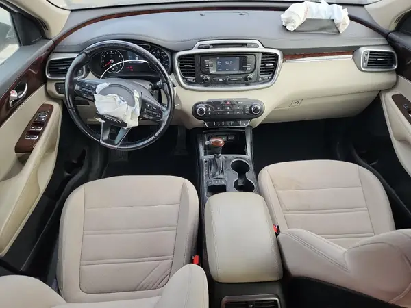 5XYPGDA37GG015500 2016 KIA SORENTO - Image 8