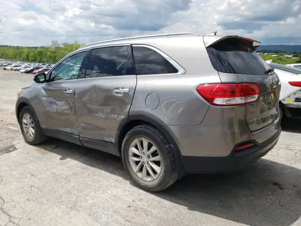 5XYPGDA37GG022902 2016 KIA SORENTO - Image 2