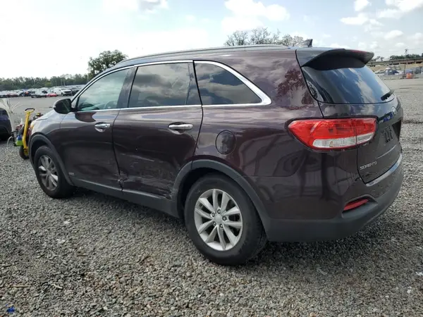 5XYPGDA37GG025069 2016 KIA SORENTO - Image 2