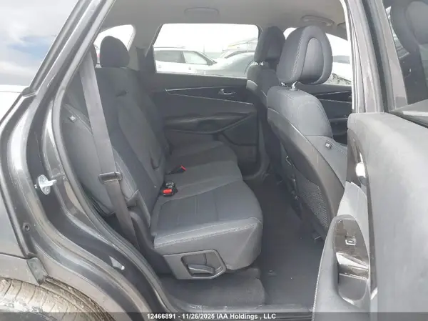 5XYPGDA37GG040039 2016 KIA SORENTO - Image 8