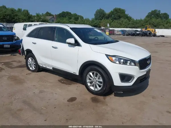 5XYPGDA37GG042826 2016 KIA SORENTO - Image 1