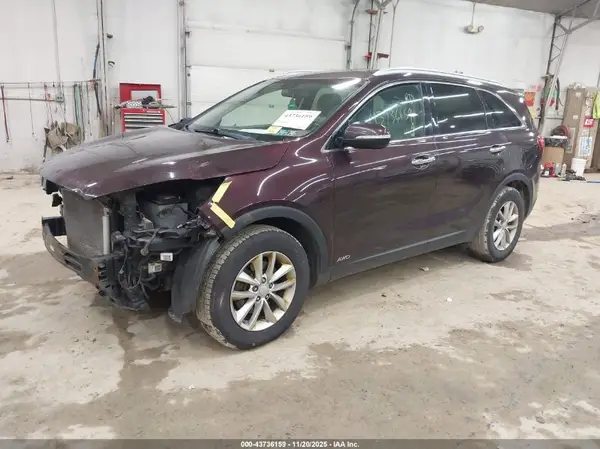 5XYPGDA37GG044432 2016 KIA SORENTO - Image 2
