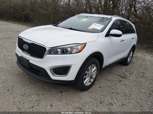 5XYPGDA37GG049002 2016 KIA SORENTO - Image 2