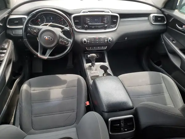 5XYPGDA37GG051218 2016 KIA SORENTO - Image 8