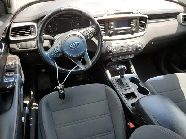 5XYPGDA37GG051252 2016 KIA SORENTO - Image 8