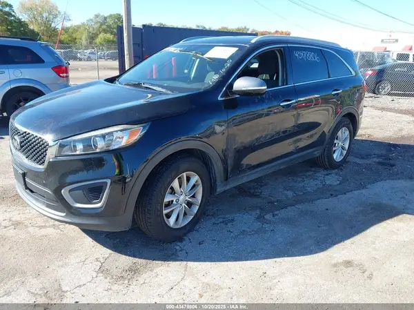5XYPGDA37GG057892 2016 KIA SORENTO - Image 2