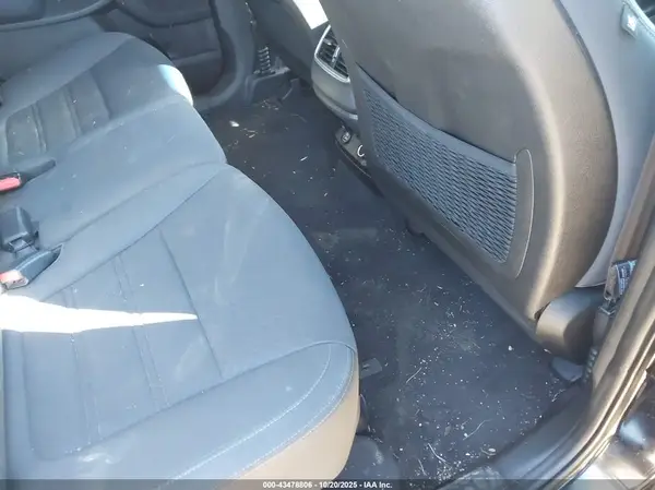 5XYPGDA37GG057892 2016 KIA SORENTO - Image 8