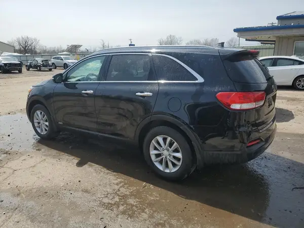 5XYPGDA37GG058587 2016 KIA SORENTO - Image 2