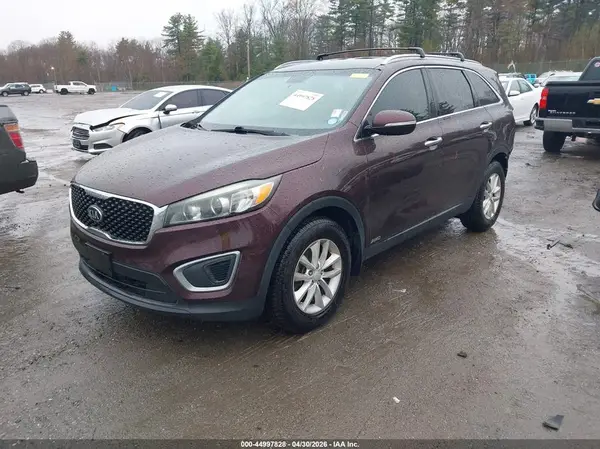 5XYPGDA37GG077527 2016 KIA SORENTO - Image 2