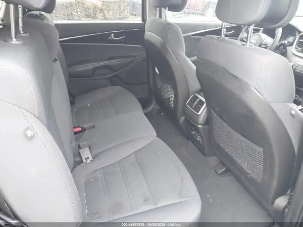 5XYPGDA37GG077527 2016 KIA SORENTO - Image 8