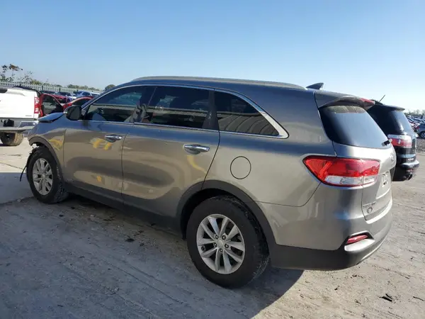 5XYPGDA37GG084204 2016 KIA SORENTO - Image 2
