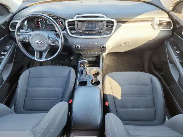 5XYPGDA37GG104662 2016 KIA SORENTO - Image 8