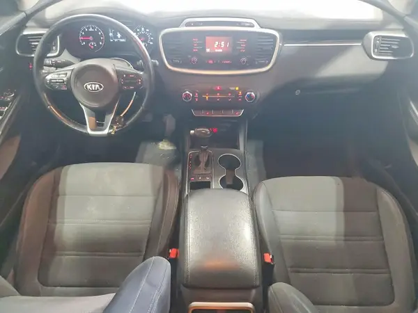 5XYPGDA37GG108761 2016 KIA SORENTO - Image 8