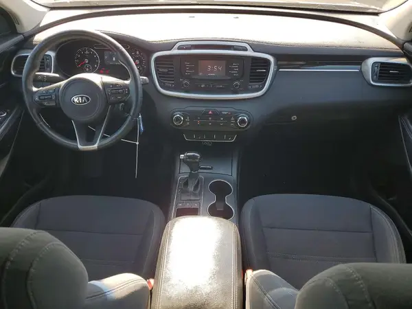 5XYPGDA37GG120425 2016 KIA SORENTO - Image 8