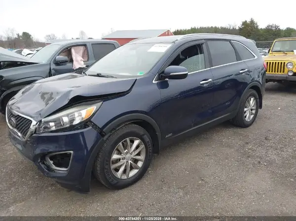 5XYPGDA37GG146930 2016 KIA SORENTO - Image 2