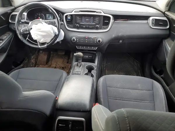 5XYPGDA37GG151979 2016 KIA SORENTO - Image 8