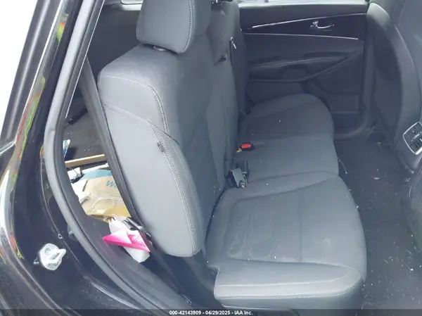5XYPGDA37GG152226 2016 KIA SORENTO - Image 8
