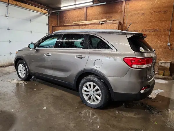 5XYPGDA37GG158916 2016 KIA SORENTO - Image 2