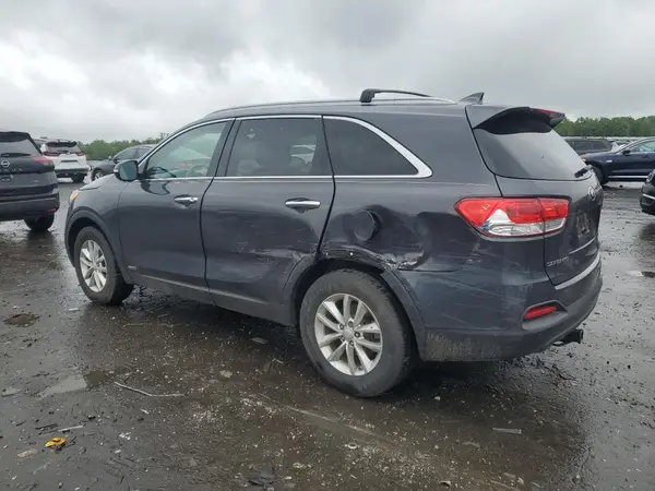 5XYPGDA37GG165994 2016 KIA SORENTO - Image 2