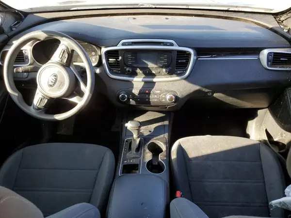 5XYPGDA37GG167292 2016 KIA SORENTO - Image 8