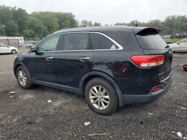 5XYPGDA37GG172184 2016 KIA SORENTO - Image 2