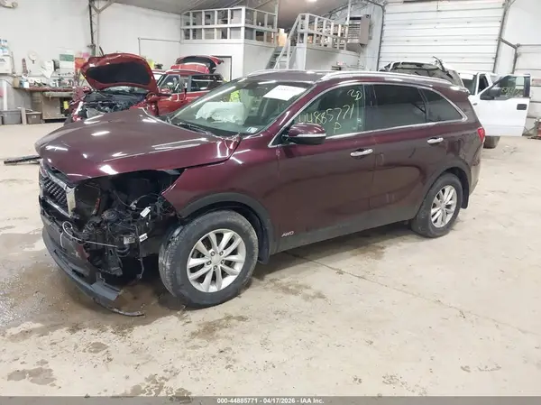 5XYPGDA37HG200793 2017 KIA SORENTO - Image 2