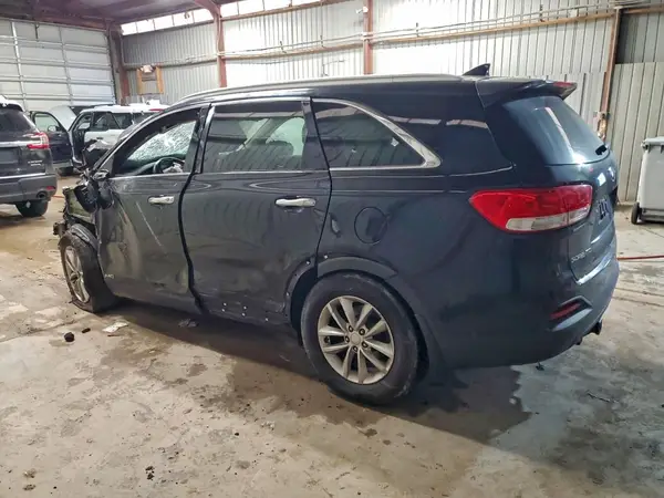 5XYPGDA37HG213320 2017 KIA SORENTO - Image 2