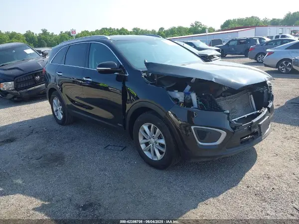 5XYPGDA37HG255423 2017 KIA SORENTO - Image 1