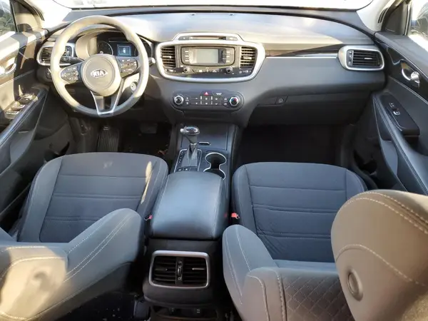 5XYPGDA37HG268737 2017 KIA SORENTO - Image 8