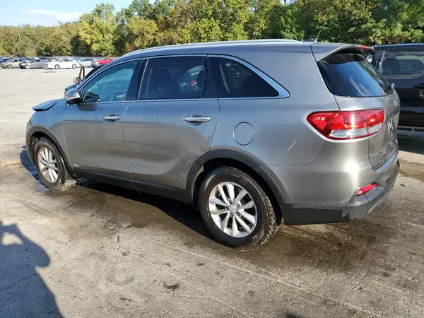 5XYPGDA37HG285389 2017 KIA SORENTO - Image 2