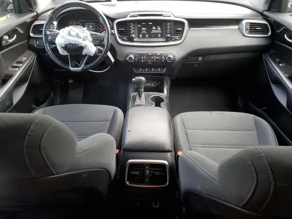 5XYPGDA37HG294559 2017 KIA SORENTO - Image 8