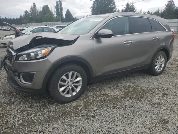 5XYPGDA37HG295338 2017 KIA SORENTO - Image 1