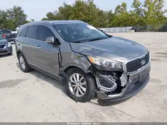 5XYPGDA37HG324529 2017 KIA SORENTO