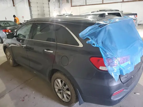 5XYPGDA37HG325115 2017 KIA SORENTO - Image 2