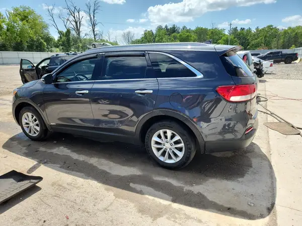 5XYPGDA37HG332453 2017 KIA SORENTO - Image 2