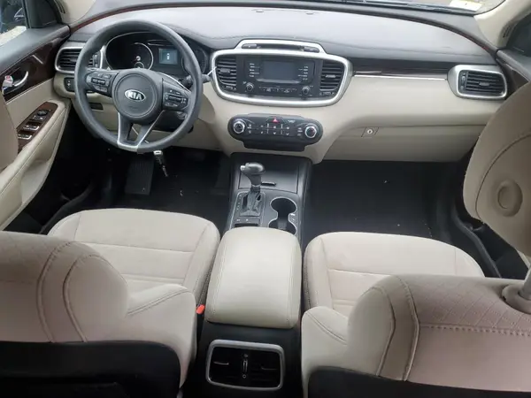 5XYPGDA37HG335367 2017 KIA SORENTO - Image 8