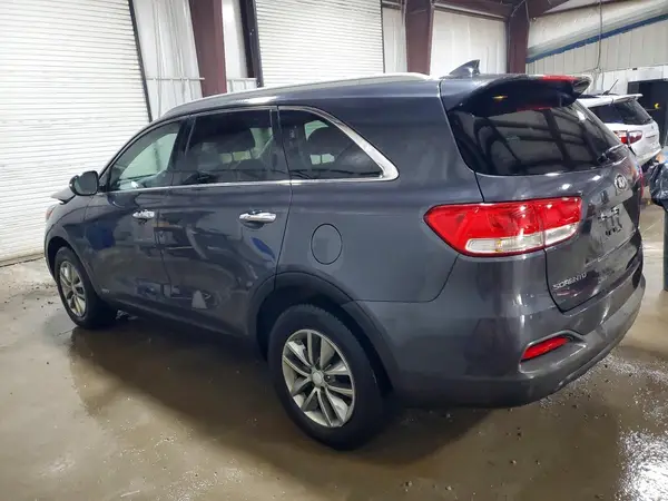 5XYPGDA37JG347962 2018 KIA SORENTO - Image 2