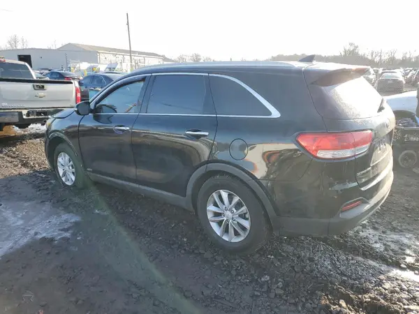 5XYPGDA37JG350134 2018 KIA SORENTO - Image 2