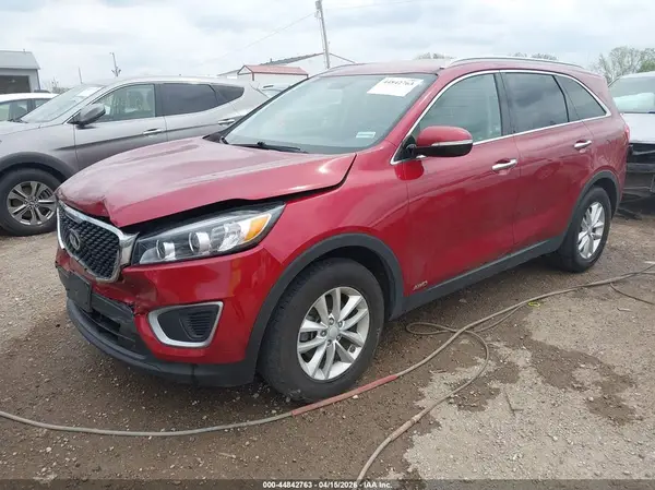 5XYPGDA37JG388690 2018 KIA SORENTO - Image 2