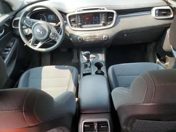 5XYPGDA37JG402569 2018 KIA SORENTO - Image 8