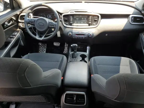 5XYPGDA37JG403026 2018 KIA SORENTO - Image 8