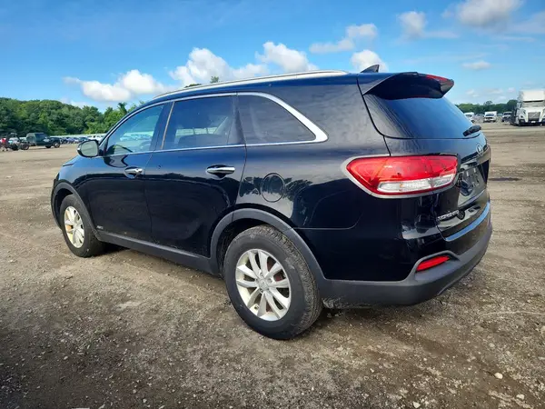 5XYPGDA37JG408985 2018 KIA SORENTO - Image 2
