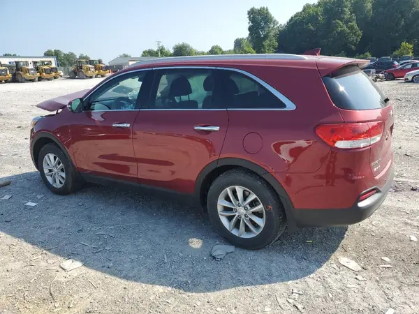 5XYPGDA37JG410784 2018 KIA SORENTO - Image 2