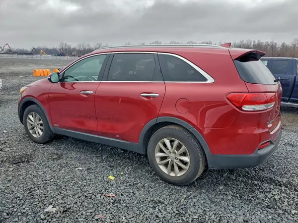5XYPGDA37JG416598 2018 KIA SORENTO - Image 2