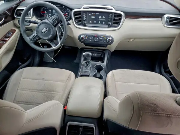 5XYPGDA37JG416598 2018 KIA SORENTO - Image 8