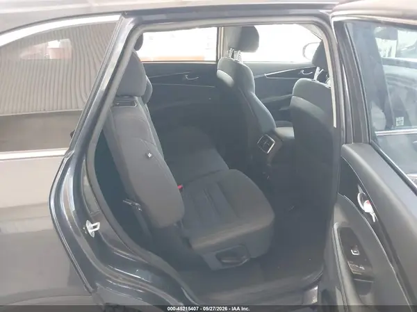 5XYPGDA37JG426600 2018 KIA SORENTO - Image 8