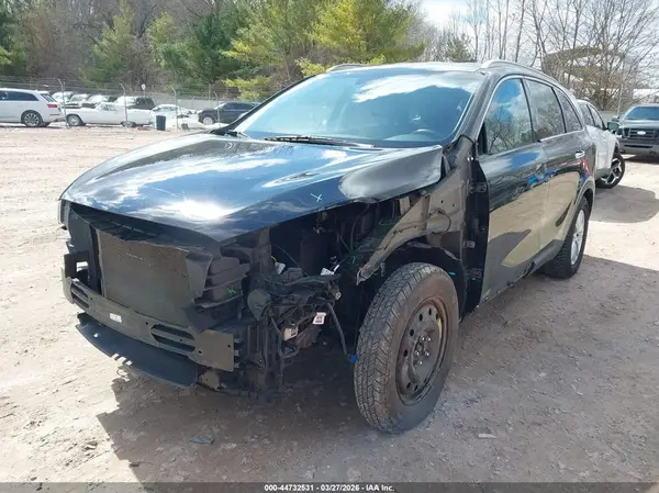 5XYPGDA37JG432073 2018 KIA SORENTO - Image 2