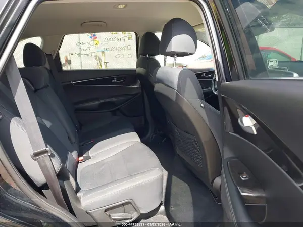 5XYPGDA37JG432073 2018 KIA SORENTO - Image 8
